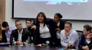 חברת הכנסת דבי ביטון רותחת |  צילום: צילום מסך ערוץ כנסת  פוליטי