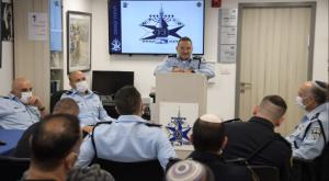 הערכת מצב היום. המפכ"ל קובי שבתאי צילום: דוברות המשטרה חדשות