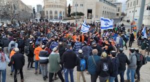 בני הנוער תומכים בחומש צילום:  דוד הרשקוביץ התיישבות
