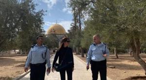 יו"ר הוועדה בסיור בהר הבית צילום: דוברות חברת הכנסת בן ארי חדשות
