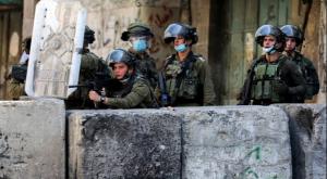 לוחמי צה"ל אתמול בחברון צילום: Wisam Hashlamoun/Flash90 ביטחון