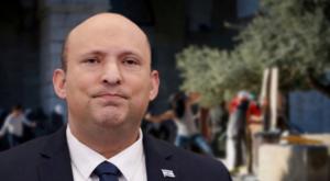 בנט על רקע יידוי אבנים בהר הבית צילום: Jamal Awad/Flash90, Ohad Zwigenberg/POOL ביטחון
