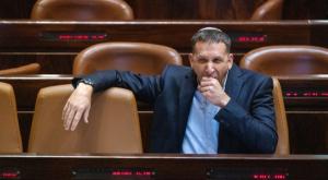 השר כהנא, מבוכה נוספת צילום: Olivier Fitoussi/Flash90 חדשות