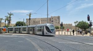 הרכבת הקלה  צילום: דניאל אוחיון כדאי לדעת