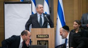 השלישייה שמובילה את גוש הימין. דרעי, נתניהו ובנט. צילום: Yonatan Sindel/Flash90 פוליטי