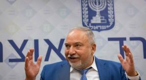 ליברמן, יכול להיות מרוצה מהמצב צילום: Yonatan Sindel/Flash90 כסף