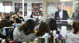בנט במדרשת עין הנצי"ב צילום: אריאל זנדברג חדשות