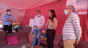 איילת שקד במאהל ההתיישבות הצעירה צילום: פורום ההתיישבות הצעירה חדשות