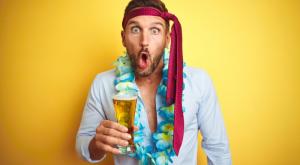 שותים בפורים צילום: shutterstock כדאי לדעת
