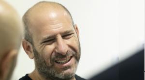 חנוך דאום, "הקינה העצובה כל כך" צילום: Moshe Shai/FLASH90 ברנז'ה