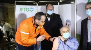 שיא ומייסד איחוד הצלה, אלי ביר מחסן אזרחים נגד קורונה צילום: שירה הרשקופ מבזקים