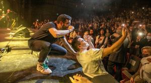 חנן בן ארי בהופעה צילום: Yossi Aloni/Flash90 ברנז'ה
