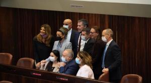 אדריכלי התקציב בתמונה משותפת צילום: דוברות הכנסת - דני שם טוב חדשות