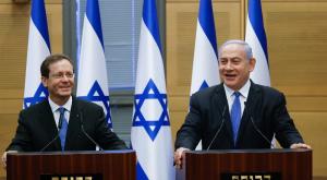 נתניהו והרצוג צילום: יונתן סינדל, פלאש 90 פוליטי