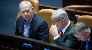 גלנט עם נתניהו צילום: יונתן סינדל/פלאש90 פוליטי