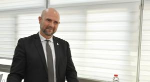 אוחנה מעיד בפני הוועדה צילום: המשרד לביטחון פנים חדשות