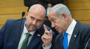 נתניהו עם אוחנה צילום: יונתן סינדל/פלאש90 פוליטי