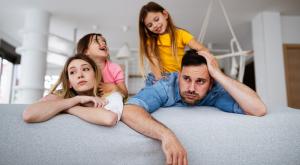  צילום: shutterstock הורים וילדים