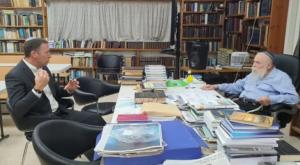 הרב דרוקמן עם מתן כהנא בפגישתם הקודמת צילום: ללא חדשות