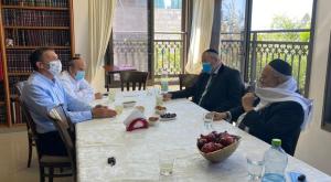 כהנא והרבנים בפגישה צילום: ללא קרדיט חדשות