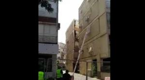 זירת הקריסה בחולון צילום: כבאות והצלה צילומסך חדשות