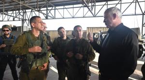 בני גנץ בסיור צילום:  אריאל חרמוני / משרד הביטחון חדשות