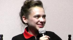 שירה האס צילום:  מאת Holywood on YouTube - Israeli entertainment on foreign TV- panel at Israel Film Festival, L.A. CC BY 3.0, ברנז'ה