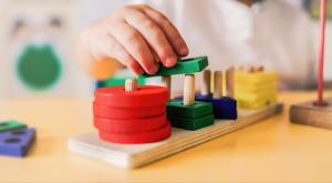 הגנה על ילדים בקהילה |  צילום: Nuva Frames,Shutterstock דעות