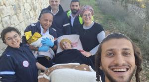 הזוג המרוגש והמשפחה לאחר הלידה |  צילום: דוברות מד"א חדשות