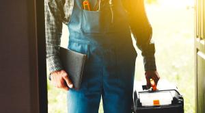 החזרי מס לשכירים  צילום: Ivan Kruk,Shutterstock כדאי לדעת