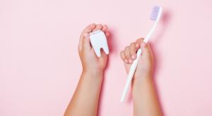 חשיבות על בריאות השיניים  צילום: Nadin Panina,Shutterstock כדאי לדעת