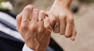 כך תוכלו לקנות טבעת נישואין כשרה צילום: Demiantseva Olha,Shutterstock כדאי לדעת