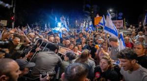 מהומות ברחוב עזה בירושלים בחודש אפריל האחרון  צילום: Chaim Goldberg,Flash90 פוליטי