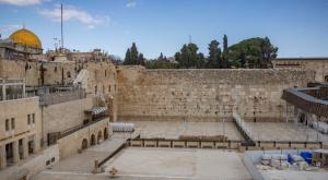 רחבת הכותל המערבי ריקה במהלך המלחמה |  צילום: Yonatan Sindel,Flash90 חדשות