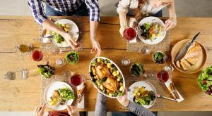 סעודה מפסקת צילום: shutterstock אוכל