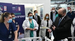 בנט בשיבא צילום: עמוס בן גרשום /לע"מ חדשות