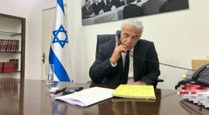 לפיד בשיחה צילום: ללא חדשות