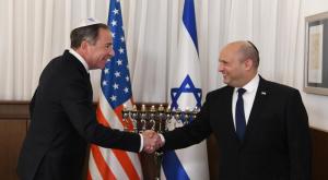 בנט והשגריר הנכנס צילום: עמוס בן גרשום/ לע"מ חדשות