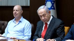 נתניהו והנגבי בישיבת קבינט. ארכיון צילום: איתי בית-און /לע"מ חדשות