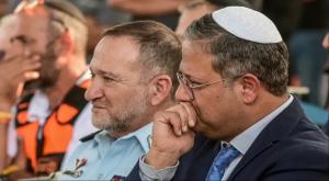 בן גביר והמפכ"ל - כנראה לא ימשיך את כהונתו צילום: Avshalom Sassoni/Flash90 פוליטי