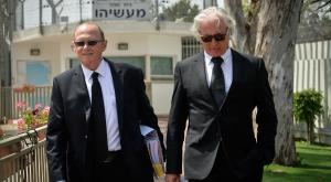 יתמודד על מקום בליכוד? ציון אמיר (מימין) צילום: Flash90 פוליטי