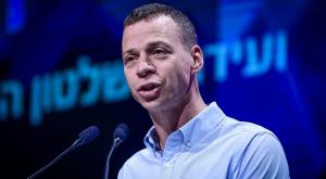 עמית סגל, חושף את מאחורי הקלעים של המבצע צילום: Tomer Neuberg/Flash90 ברנז'ה