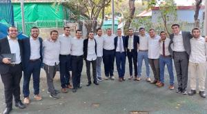 תלמידי הישיבה בקבלת השבת בתל אביב צילום: ישיבת הכותל המגזר