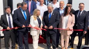 נתניהו חונך את הרכבת צילום: ללא תחבורה