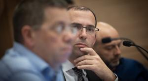 שמחה רוטמן בוועדה צילום: Yonatan Sindel/Flash90 פוליטי