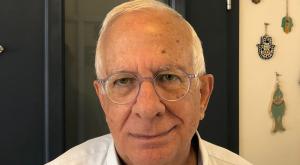 אלי קופר, פותח את שנתו החמישים צילום: באדיבות המצולם חינוך