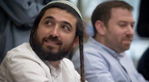 צבי סוכות צילום: Yonatan Sindel/Flash90 פוליטי