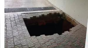 הבולען צילום: דוברות כבאות והצלה מבזקים