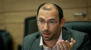 רוטמן, התחיל את ההצבעה על ההסתייגויות צילום: Yonatan Sindel/Flash90 פוליטי