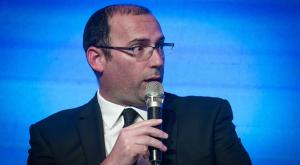 רוטמן, נגד קיום הדיון צילום: אם בית המשפט יחליט מה יהיו חוקי היסוד פוליטי